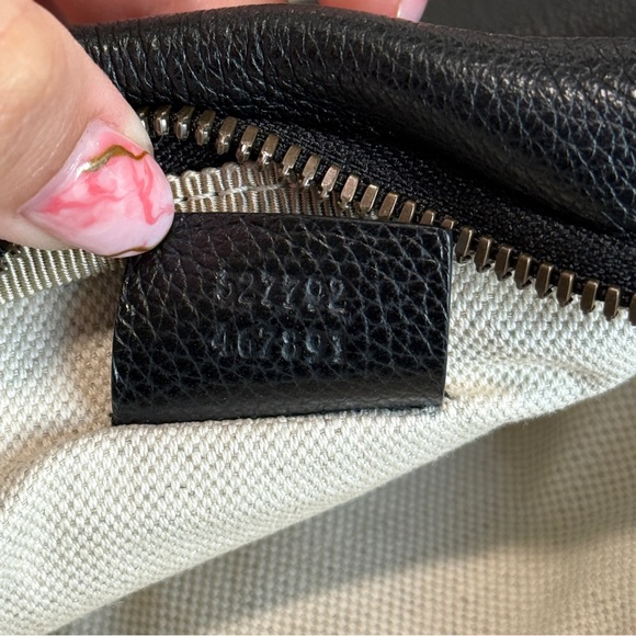 Gucci Logo Belt Bag – GG Supreme Leather Waist Bag - Picture 5 of 8